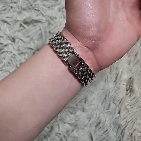 Cote D'Azur Womens Watch Silver Tone Bracelet Band Analog Watch Rhinestones - Picture 6 of 7